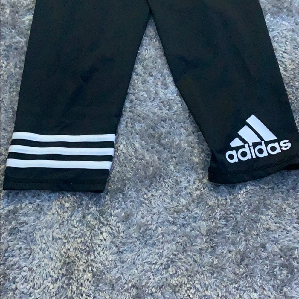 Adidas yoga pants - Picture 2 of 2